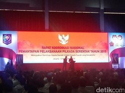 Pilkada Serentak Dihantui Terlambatnya Distribusi Logistik