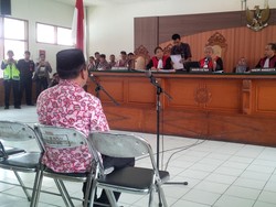 Hakim Tipikor Bandung Bebaskan Wabup Cirebon di Kasus Korupsi Dana Hibah