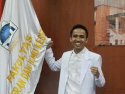 Santri Jadi Dokter, Perjuangan Ali Alatas dari Hutan Mengejar Pendidikan