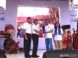 Tabungan SimPel BCA Resmi Diluncurkan Untuk Pelajar di Bandung