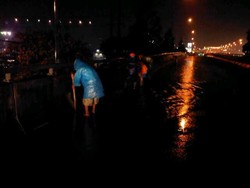 Jalan Layang Casablanca Tergenang Air Setinggi 30 Cm, Lalin Tersendat