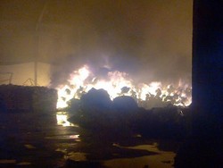 Kebakaran Besar Lahap Pabrik Sirop di Semarang