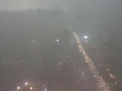 Hujan Deras, Ini Penampakan Kemacetan di Jl MH Thamrin dari Ketinggian