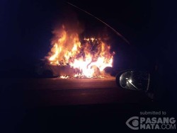 Mobil Ford Terbakar, Lalu Lintas di Tol Jagorawi arah Bogor Tersendat