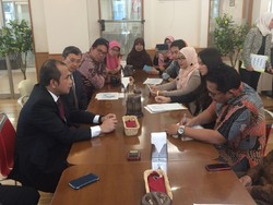 Kunjungi Kampus di Jepang, Mendes Ajak Mahasiswa RI Bangun Desa