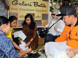 Kucurkan Modal, Menpora Ajak Pemuda Merintis Usaha