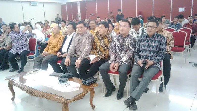 Kunjungan MPR di Malaysia Banjir Pertanyaan soal TKI dan Kewarganegaraan Kunjungan MPR di Malaysia Banjir Pertanyaan soal TKI dan Kewarganegaraan