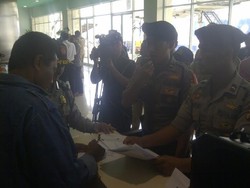 Korban Minta KMP Wihan Sejahtera Ganti Mobil dan Truk yang Tengelam