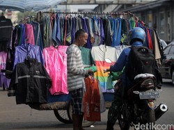 Ahok Minta Wali Kota dan Satpol PP Tak Main Usir PKL