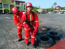 Perahu Jeriken dan Basoka Air Siap Terjun ke Lokasi Bencana