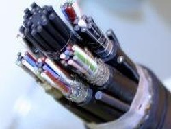 Komplotan Maling Ketangkap Basah Gondol Kabel Optik 4.000 Meter di Banyumas