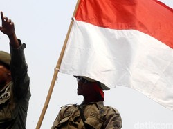 PNS Demo ke DPRD Tuntut Bupati Morotai Mundur