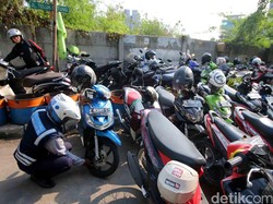 Target Penerimaan Kas Jatim dari Penjualan Kendaraan Baru Turun