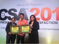 Hadirkan Produk dan Layanan Memuaskan, BCA Raih 5 Predikat di ICSA 2015