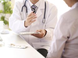 Sektor Medis di UU Cipta Kerja Bebas PPN, dari Dokter hingga Paranormal