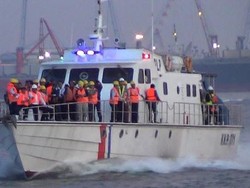 Komisi V DPR Tinjau Lokasi Tenggelamnya KM Wihan Sejahtera