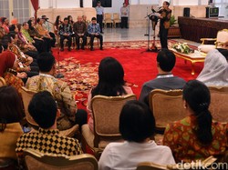 Jokowi: Jangan Sampai Ketinggalan Trending Topic, Malu Nanti