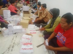 647 Surat Suara Rusak, KPU Surabaya Belum Minta Diganti