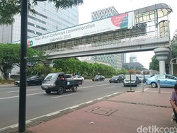 Ahok Ingin JPO Jadi Terowongan Pedestrian, Warga Minta Keamanan Diperhatikan