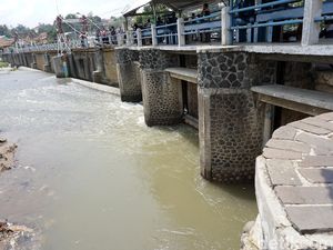 Katulampa Siaga 2, Warga Bantaran Ciliwung Diimbau Waspada Banjir
