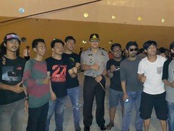 Polisi Kawal Bus HMI dari Priok ke Merak untuk Ikuti Kongres di Riau