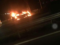 Api di Sedan yang Terbakar di Tol Meruya Padam, Lalin Ramai Lancar