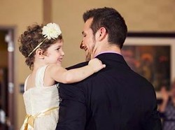 Ketika Gadis Cilik Pengidap Leukemia Menikah dengan Perawat Kesayangannya