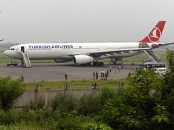 Diancam Bom, Pesawat Turkish Airlines dari New York Dialihkan ke Kanada