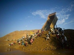 Longsor, 30 Pencari Batu Berharga di Myanmar Tewas