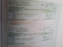 Ini Foto Cek Rp 4,7 M yang Ditunjukkan Jaksa, Hakim Minta Bukti Asli