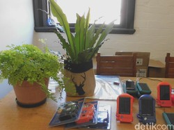 Lampu Panel Surya Mini Buatan WN Australia ini Bantu Komunitas di Bali