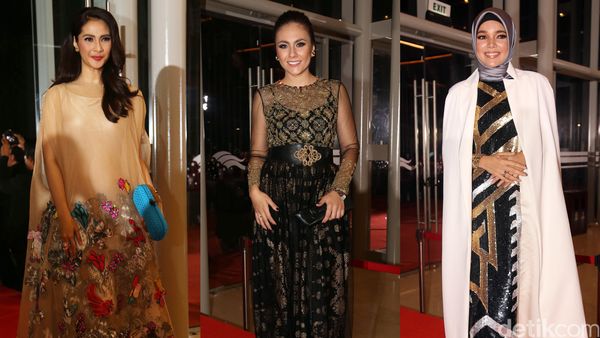 Keanggunan Para Artis di Red Carpet FFI 2015