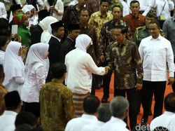 Jokowi: Kemuliaan Seorang Guru Ada Pada Karyanya