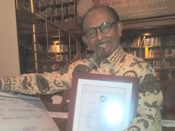 Perjuangan Guru Besar Emiritus ITB Agar Seni Rupa Indonesia Dikenal Dunia