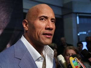 Dwayne Johnson The Rock dan Keluarga Positif Terinfeksi Virus Corona Dwayne Johnson The Rock dan Keluarga Positif Terinfeksi Virus Corona