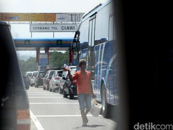 Puncak Jadi Serbuan Wisatawan, Volume Kendaraan di GT Ciawi Meningkat 27,6%