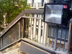 Ada 301 JPO di Jakarta, Dishub Belum Tahu Berapa Jumlah yang Rawan