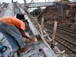 Naik Kereta Kencang, Dirut KAI: JKT-SBY Hanya 5 Jam