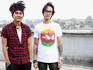 Chord Dhyo Haw - Tetap Tersenyum Kawan, Beserta Lirik Lagunya Chord Dhyo Haw - Tetap Tersenyum Kawan, Beserta Lirik Lagunya