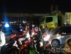 Polisi: Pemotor yang Tewas di Kalimalang karena Gagal Menyalip Truk