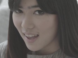 Manisnya Duet Isyana Sarasvati dan Rayi RAN di Video Klip Kau Adalah