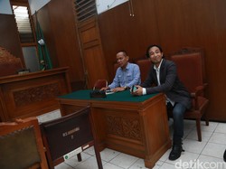 Ingin Keluarga Utuh, Piyu Padi Harapkan Keadilan di Sidang Cerai