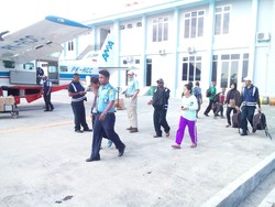 Kisah Mendebarkan Evakuasi Dokter di Pedalaman Papua yang Terkena Malaria