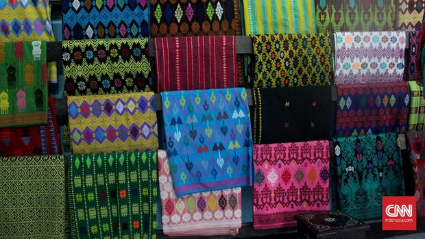 Macam-macam songket khas Sasak