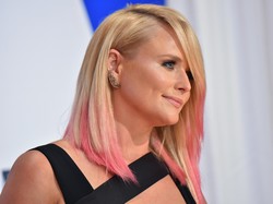 Miranda Lambert Buka Suara Soal Perceraian dengan Blake Shelton