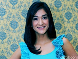 Menikah 21 Mei, Fanny Ghassani Diberi Kue Berbentuk Mr. P