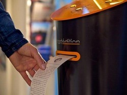 Di Prancis Ada Mesin Otomatis Penjual Cerita Fiksi