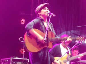 Sandhy Sondoro Rilis Album Baru April