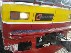 Begini Kerusakan KRL Setelah Tabrakan dengan TransJ di Jalan Panjang