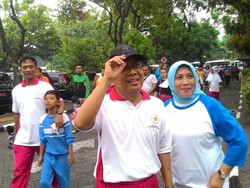 Perayaan HUT Korpri, Mensesneg Pratikno Ikut Jalan Sehat